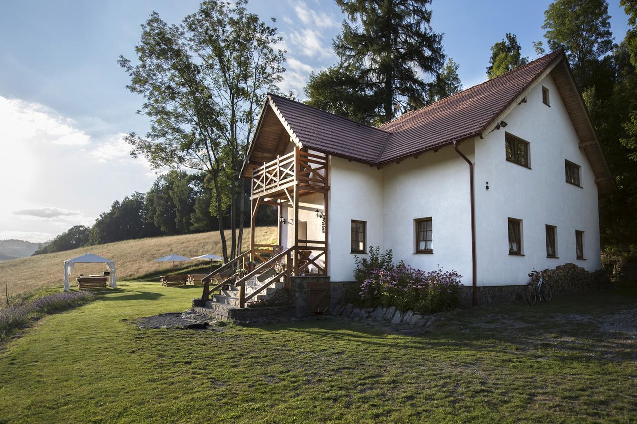 Pensjonat pod Górą Karczmisko Konradow  Zewnętrze zdjęcie